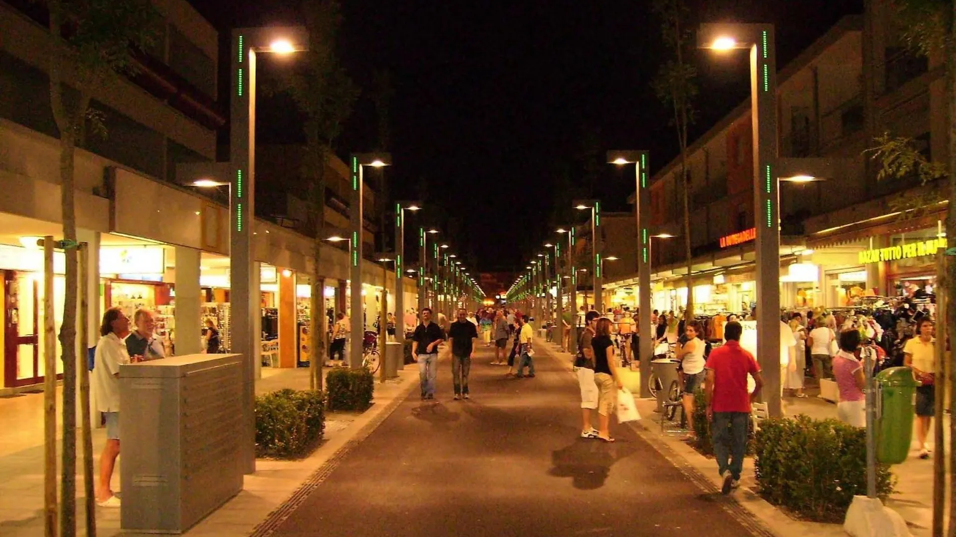 Beautiful Apartment Lighted By The Sun - Beahost Bibione 0*,  Italy